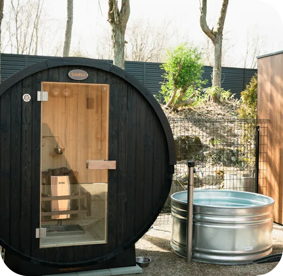 バレルサウナと水風呂